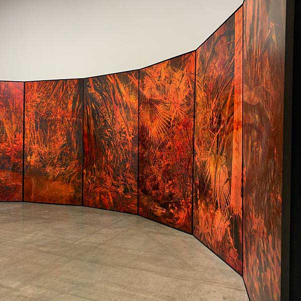 Thu-Van Tran, From Green to Orange (2014) Photographie, Alcool, colorant, rouille ©Isabelle Vauconsant Thu-Van Tran, From Green to Orange (2014) Photographie, Alcool, colorant, rouille ©Isabelle Vauconsant