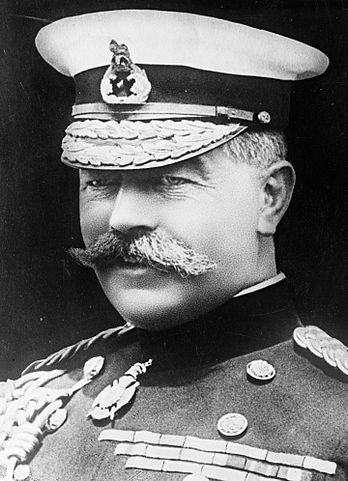 348px-Herbert_Kitchener_1914 - Harris & Ewing, Inc. Kitchener en 1914 ©Harris & Ewing, Inc.