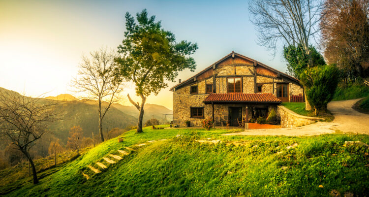 Maison dans la montagne