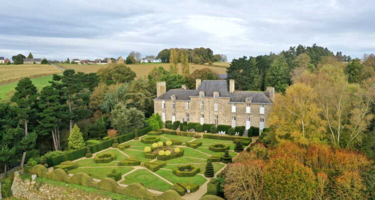 Les jardins du Château de la Ballue et l'art topiaire