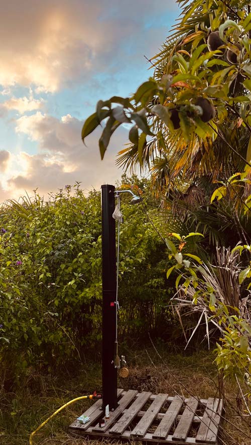 Douche-solaire Douche solaire Outsunny