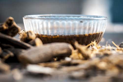 Depositphotos_229357704_S tisane de réglisse