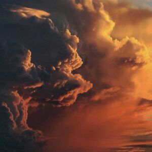 Nuages orangés