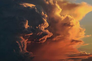 Nuages orangés