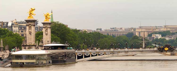 Paris-Depositphotos_112162276_S Paris inondé en 2016