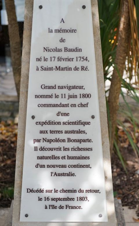 Monument-Baudin Monument à la mémoire de Nicolas Baudin à Saint-Martin-en-Ré